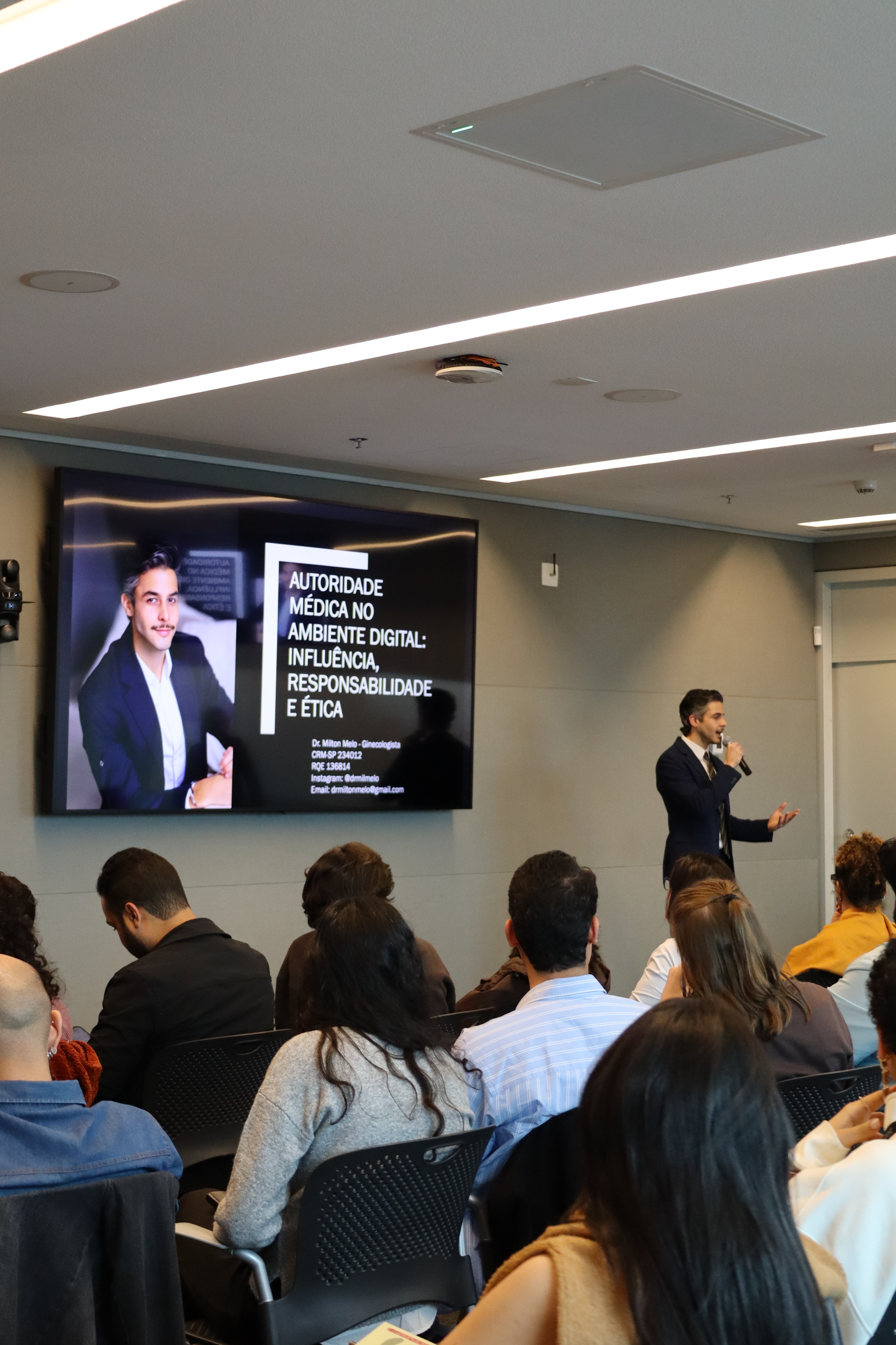 Registro da participação do Dr. Milton Melo em LinkedIn